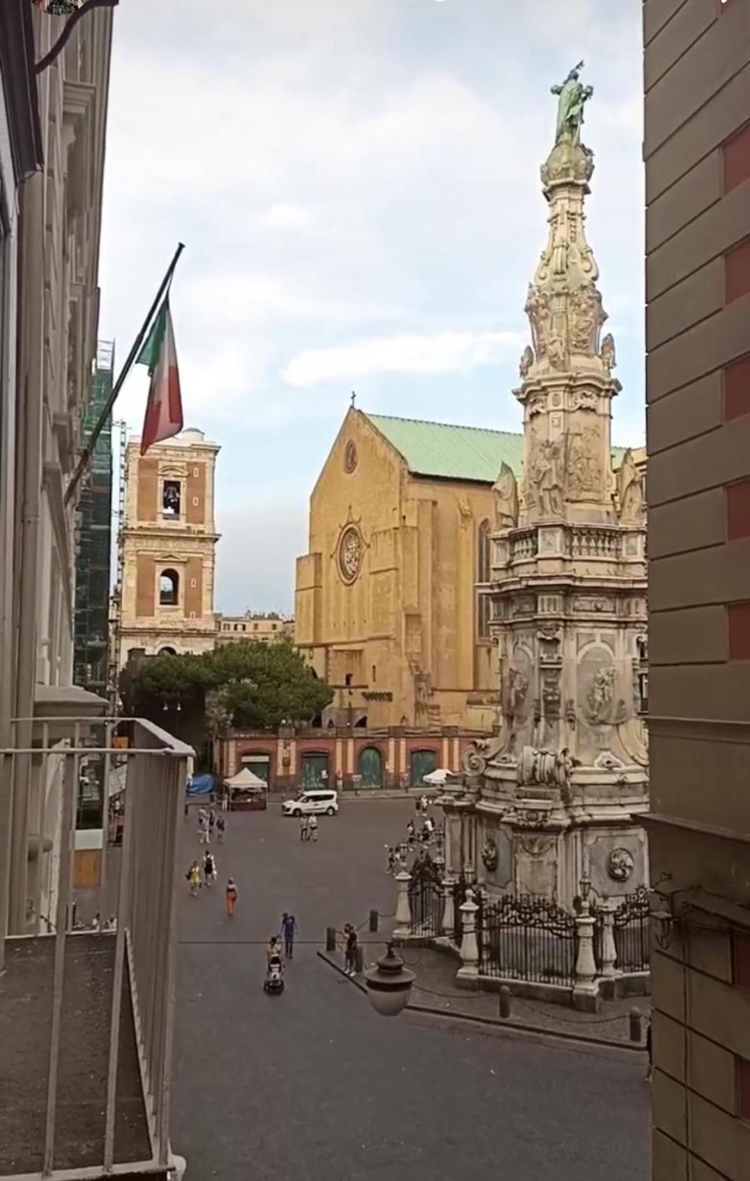B&B Il Balconcino A Santa Chiara Napoli Eksteriør bilde