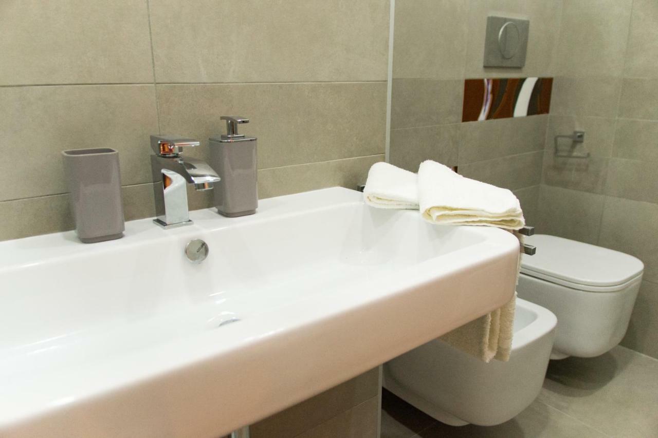 B&B Il Balconcino A Santa Chiara Napoli Eksteriør bilde