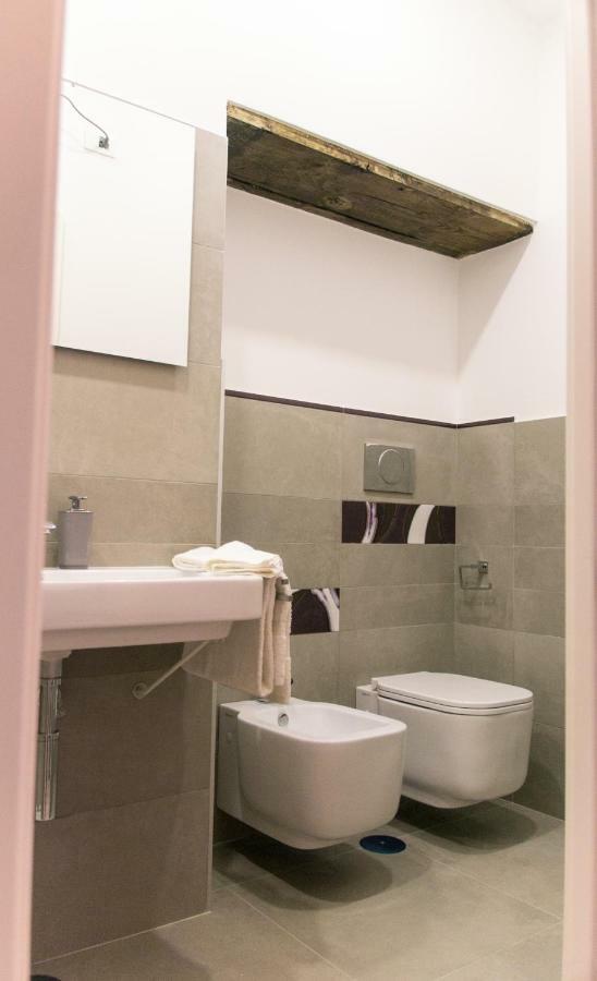 B&B Il Balconcino A Santa Chiara Napoli Eksteriør bilde