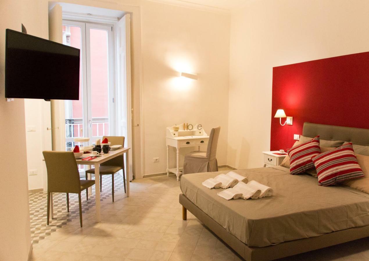 B&B Il Balconcino A Santa Chiara Napoli Eksteriør bilde