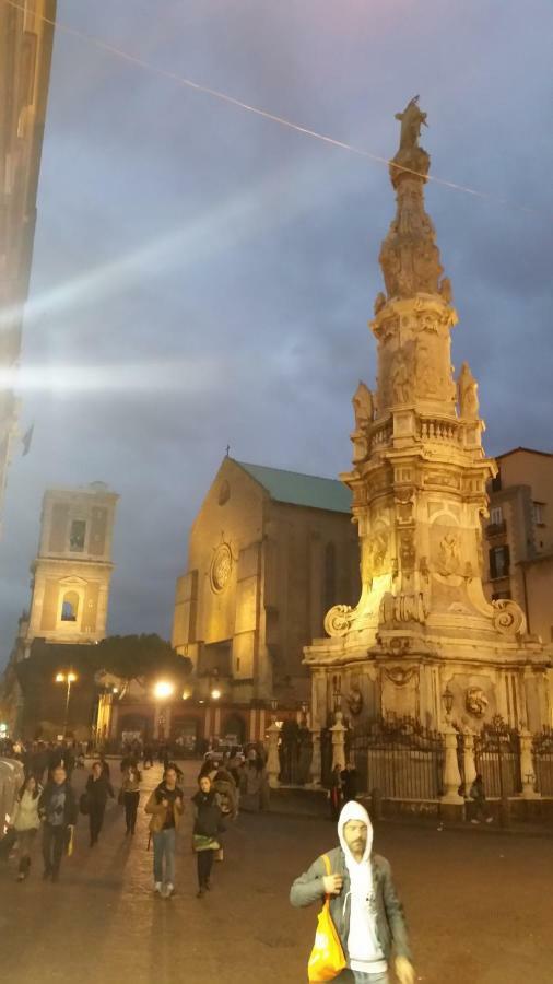 B&B Il Balconcino A Santa Chiara Napoli Eksteriør bilde
